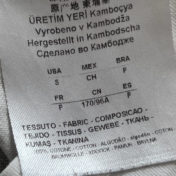 Authentic Vintage Armani Exchange T-shirt size Small - Picture 10 of 10